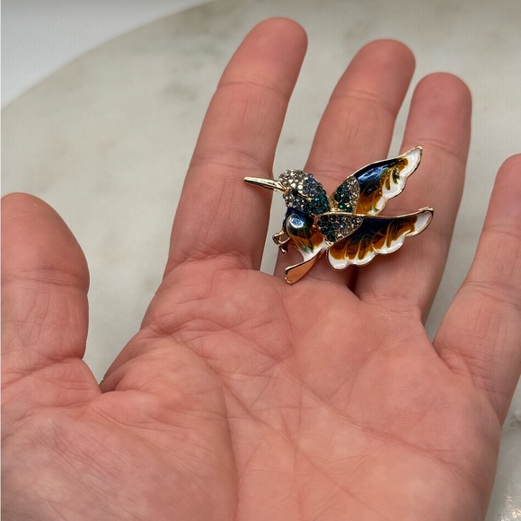 3/$20 Sparkly Hummingbird Metallic Pearlescent Pin Brooch Gold-tone - Picture 6 of 7